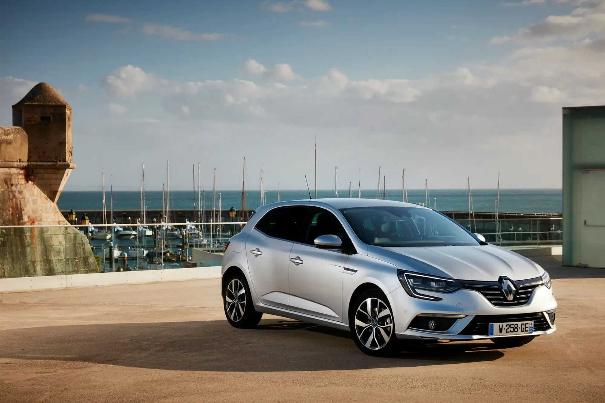 Renault Megane MY 2016 - 11