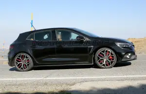 Renault Megane RS 2020 - Foto spia 05-09-2019