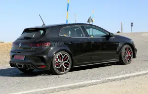 Renault Megane RS 2020 - Foto spia 05-09-2019 - 14