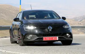 Renault Megane RS 2020 - Foto spia 05-09-2019