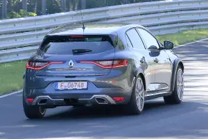 Renault Megane RS foto spia 5 settembre 2016