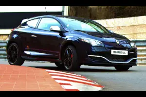 Renault Megane RS Red Bull Racing RB8 - 8