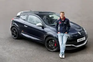 Renault Megane RS Red Bull Racing RB8 - 11