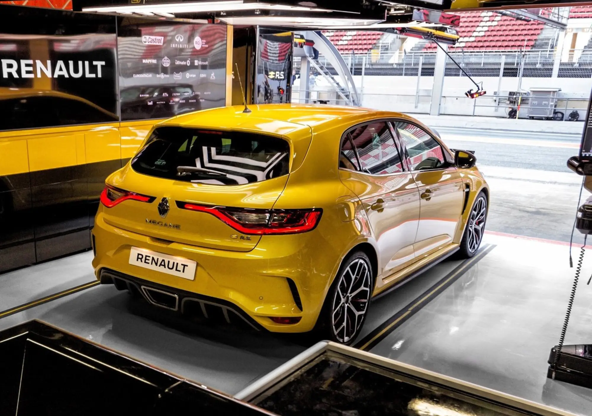 Renault Megane RS Trophy MY 2019 - Intervista a Patrice Ratti - 9