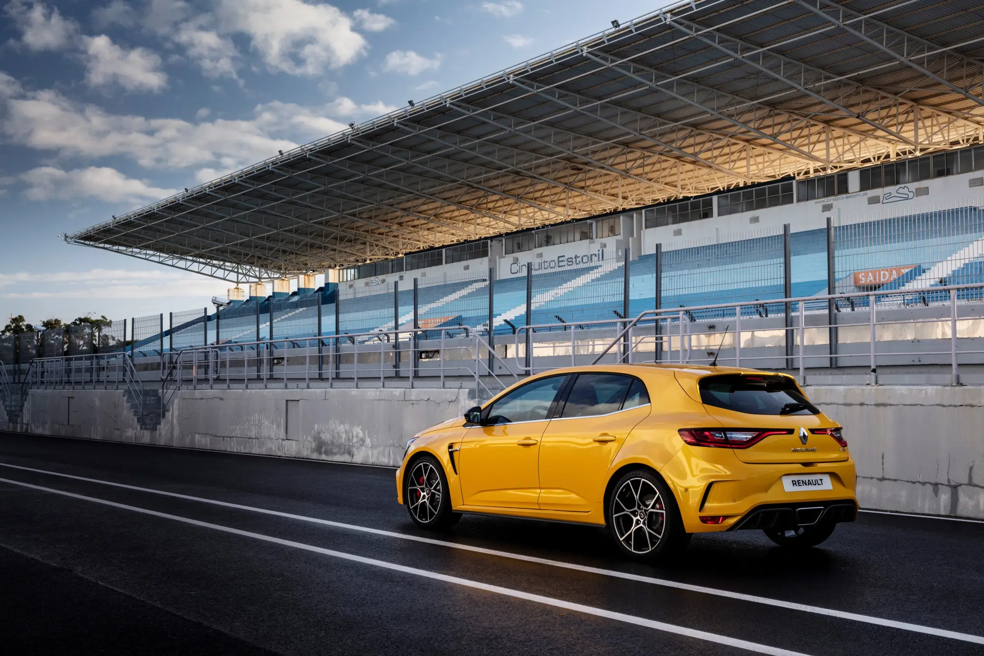 Renault Megane RS Trophy MY 2019 - 81