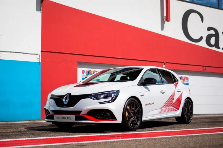 Renault Megane RS Trophy-R - Foto ufficiali - 9