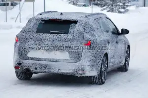 Renault Megane Sport Tourer MY 2017 - Foto spia 07-02-2016