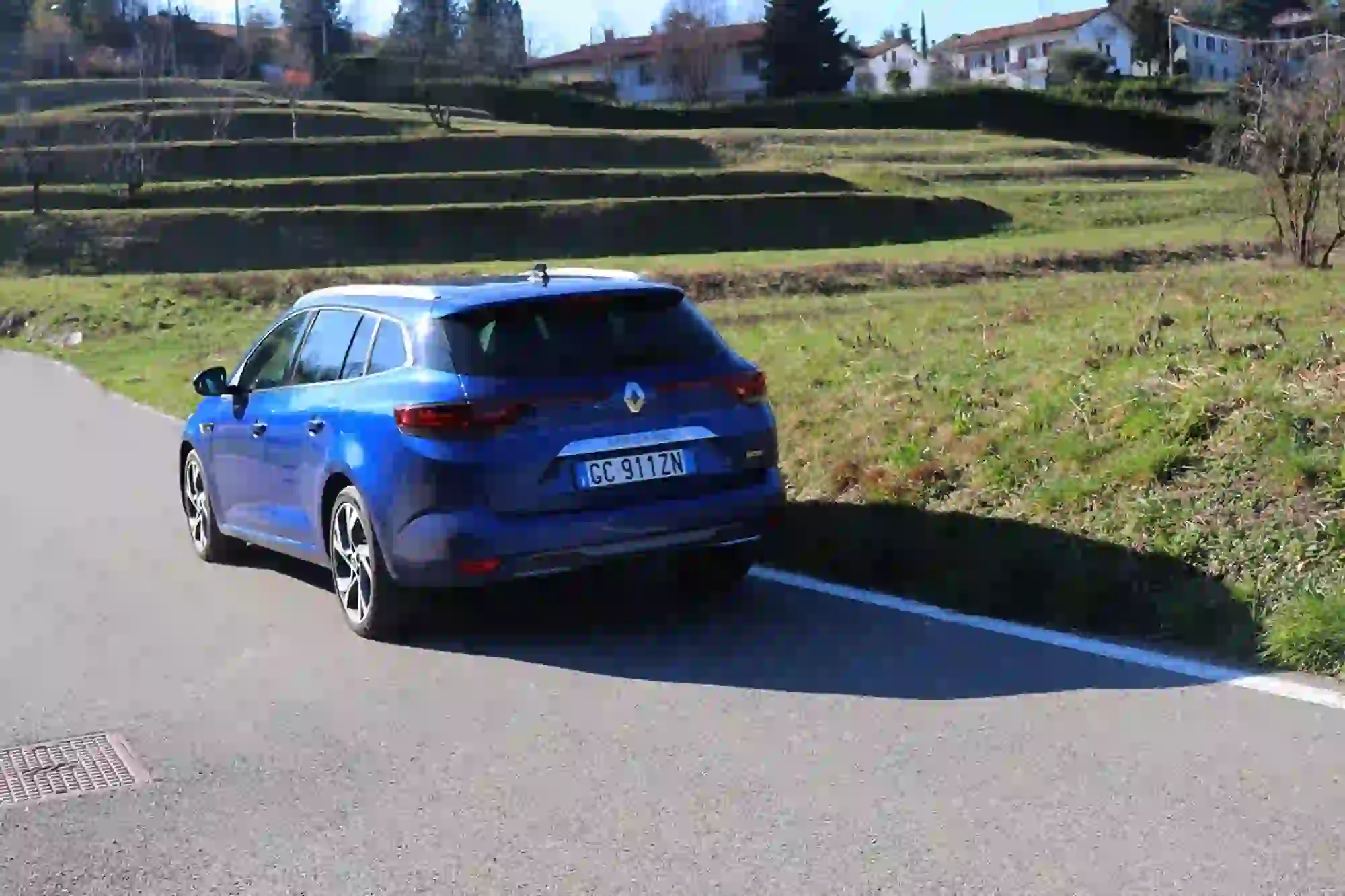 Renault Megane Sporter E-Tech - Prova Febbraio 2021 - 12