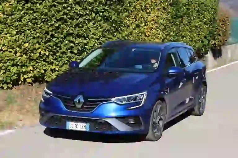 Renault Megane Sporter E-Tech - Prova Febbraio 2021 - 15