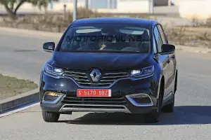 Renault muletto misterioso su base Escape - Foto spia 11-01-2017 - 1