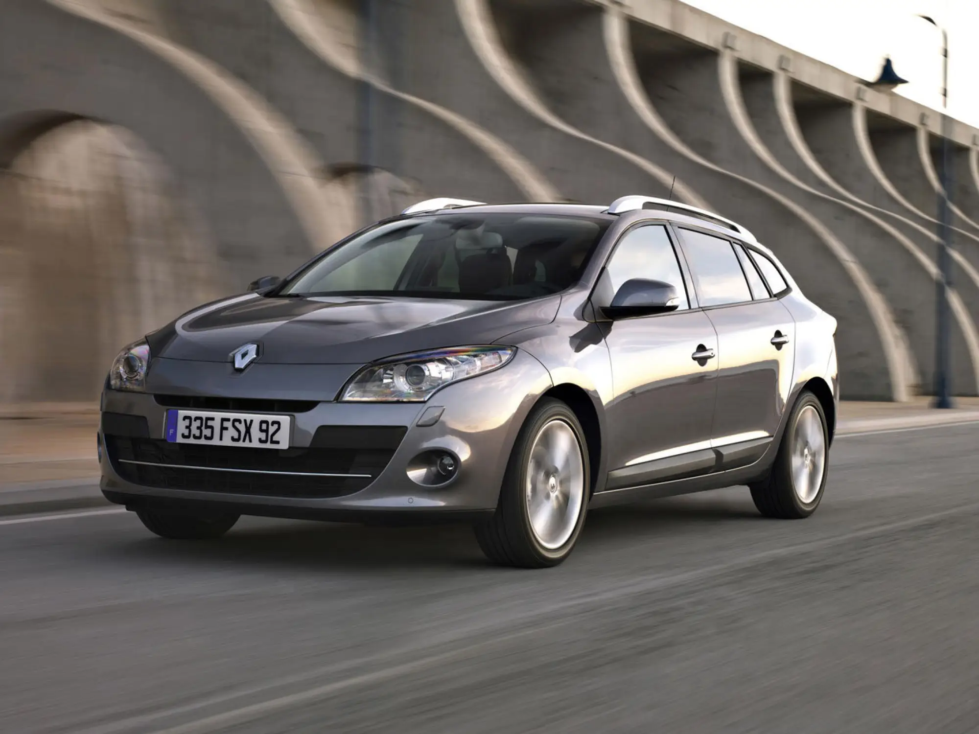 Renault New Megane SporTour - 12