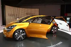 Renault R-Space - Salone di Francoforte 2011
