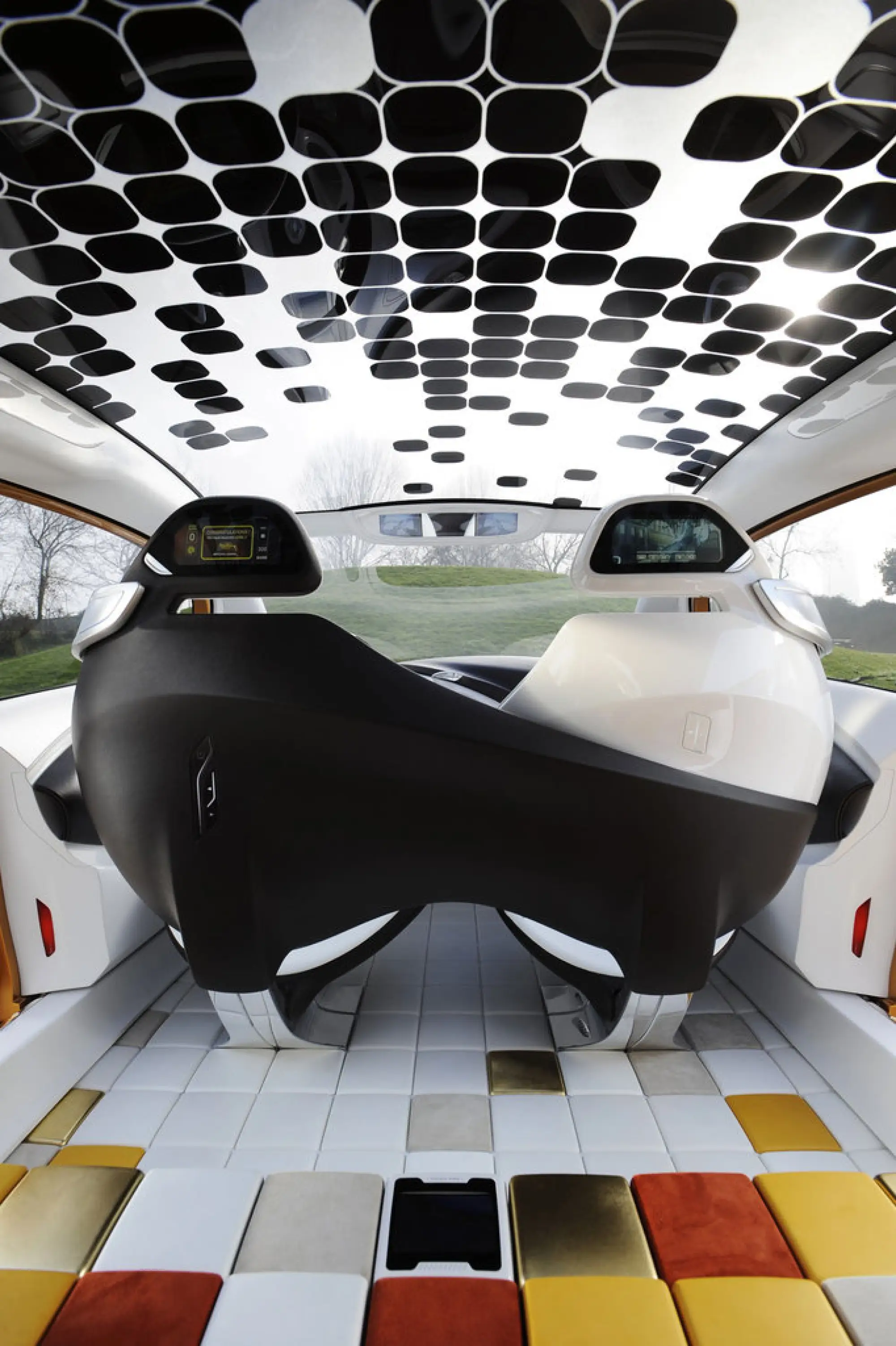 Renault R-Space - 23