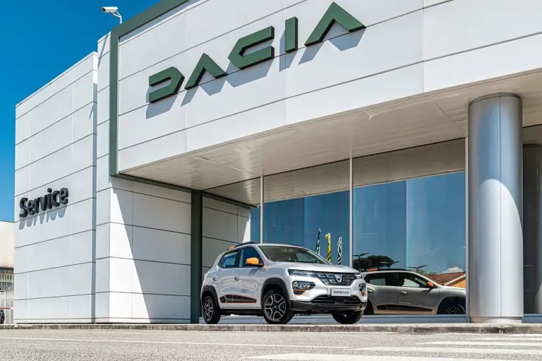 Renault Retail Group Roma - Foto - 2