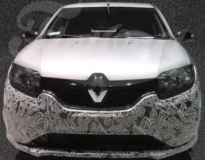 Renault Sandero RS - Foto spia 28-04-2015 - 2