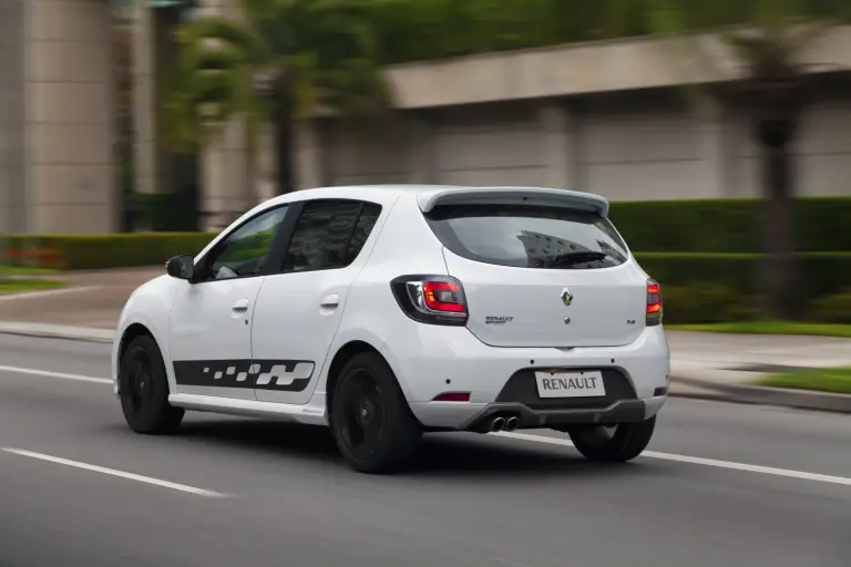 Renault Sandero RS - Mega Gallery - 48