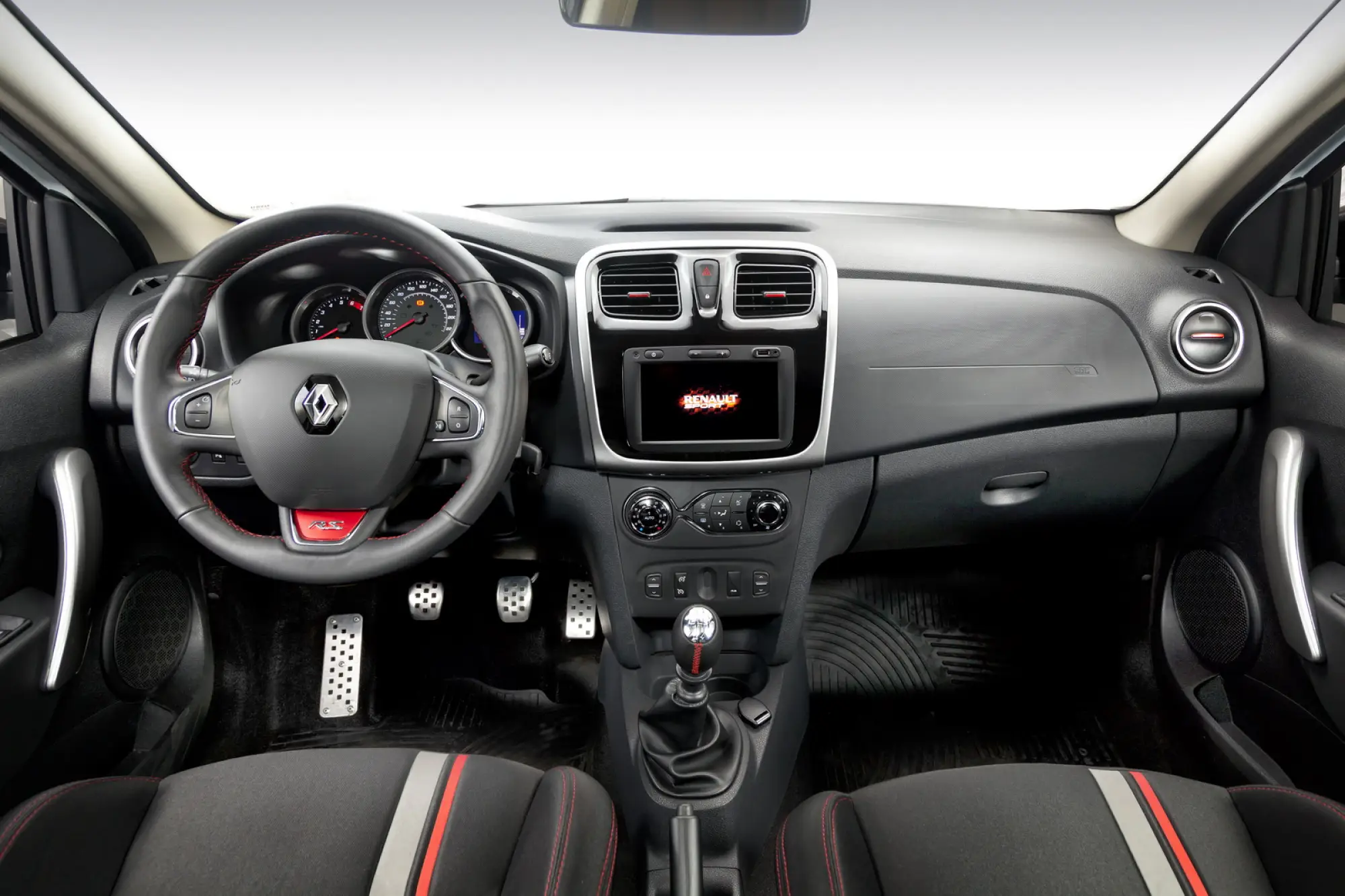 Renault Sandero RS - Mega Gallery - 3