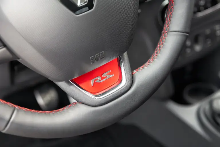 Renault Sandero RS - Mega Gallery - 11