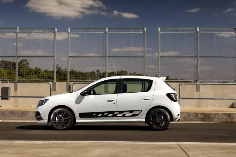 Renault Sandero RS - Mega Gallery - 13