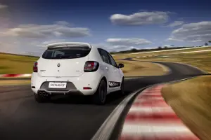 Renault Sandero RS - Mega Gallery - 23