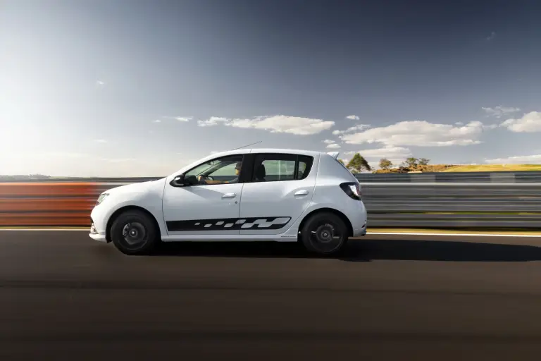 Renault Sandero RS - Mega Gallery - 27