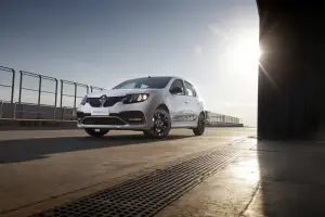 Renault Sandero RS - Mega Gallery - 28