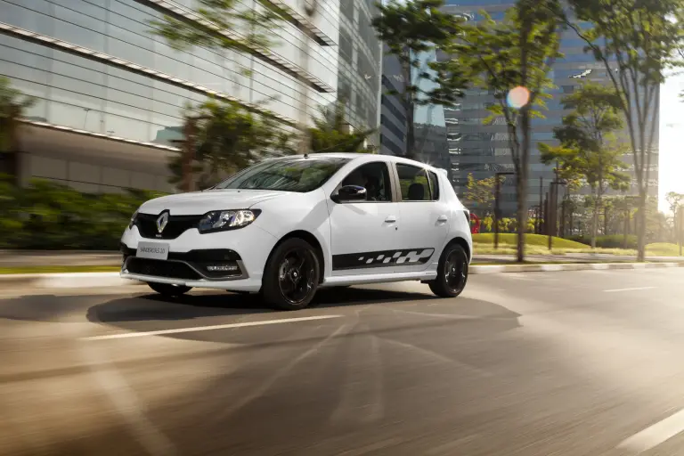 Renault Sandero RS - Mega Gallery - 31