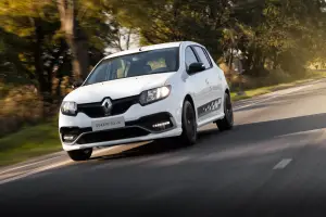 Renault Sandero RS - Mega Gallery - 36