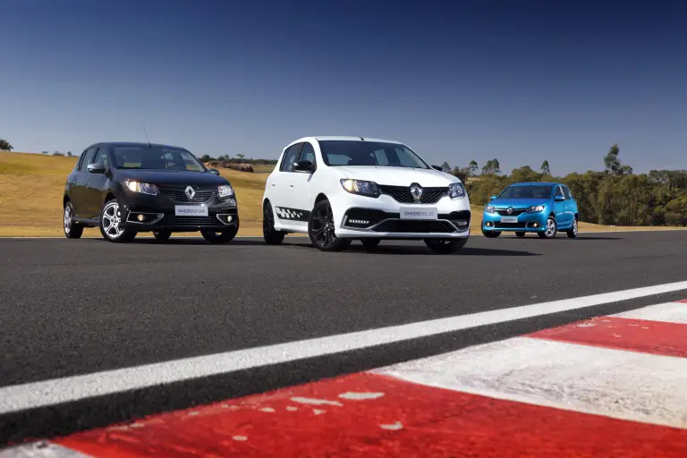 Renault Sandero RS - Mega Gallery - 39