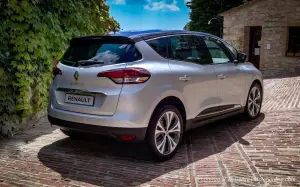 Renault Scenic 1.3 TCe - Test Drive in Anteprima - 8