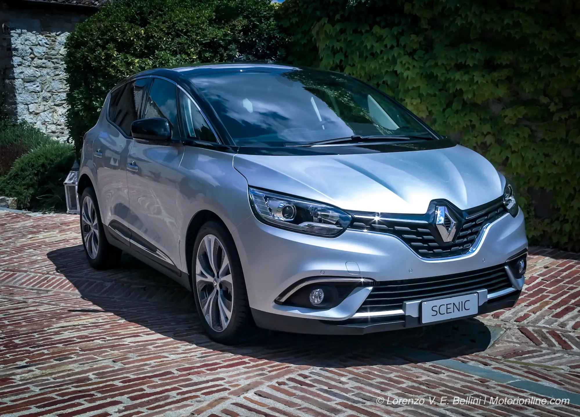 Renault Scenic 1.3 TCe - Test Drive in Anteprima - 9