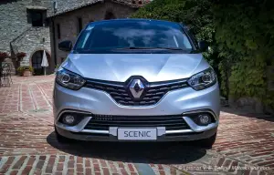 Renault Scenic 1.3 TCe - Test Drive in Anteprima - 10