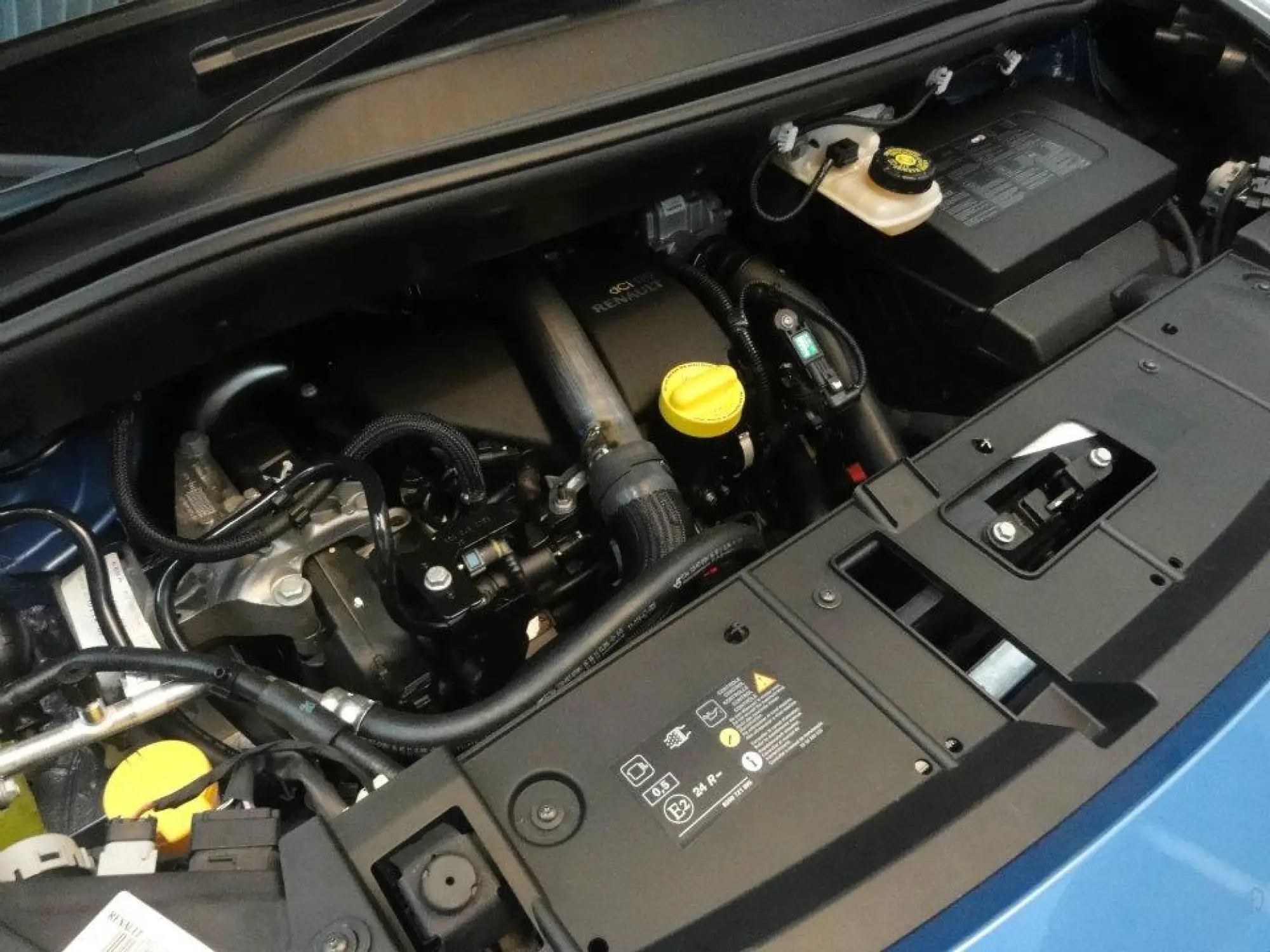 Renault Scenic Collection 2012 for fans - 3