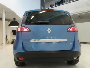 Renault Scenic Collection 2012 for fans
