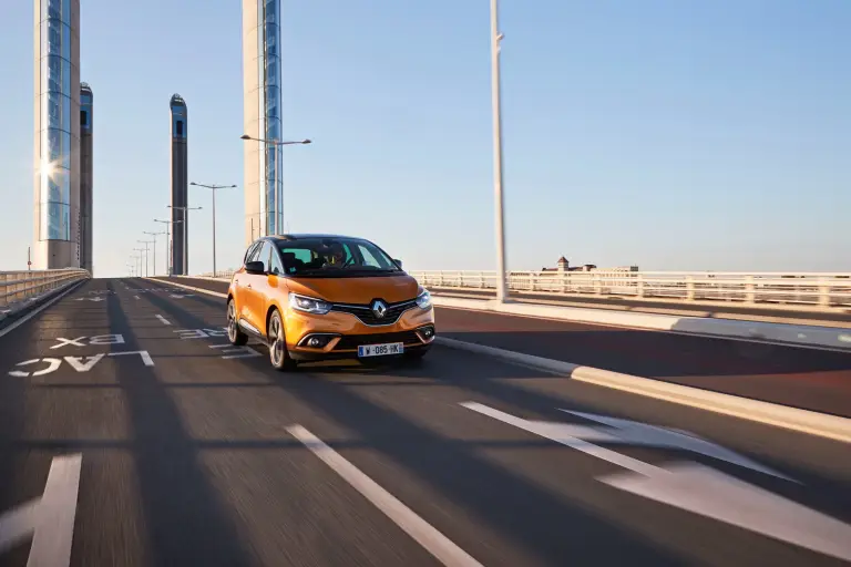 Renault Scenic e Grand Scenic MY 2016 - 25