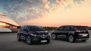 Renault Scenic Initiale Paris