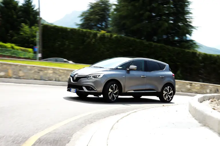 Renault Scenic - Prova su strada 2017 - 4