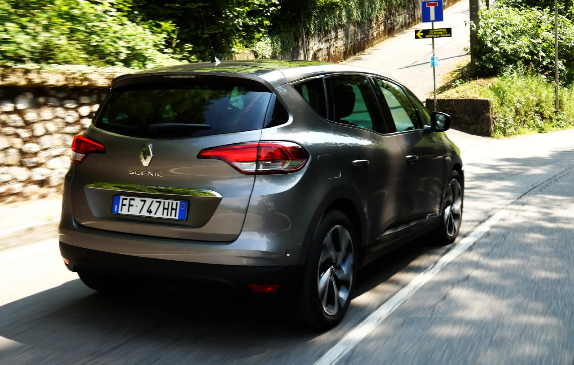 Renault Scenic - Prova su strada 2017 - 11