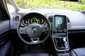 Renault Scenic - Prova su strada 2017