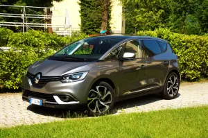 Renault Scenic - Prova su strada 2017