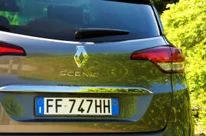 Renault Scenic - Prova su strada 2017