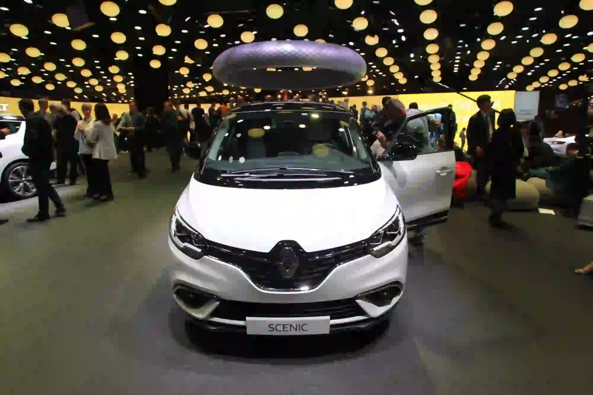 Renault Scenic - Salone di Parigi 2016 - 4