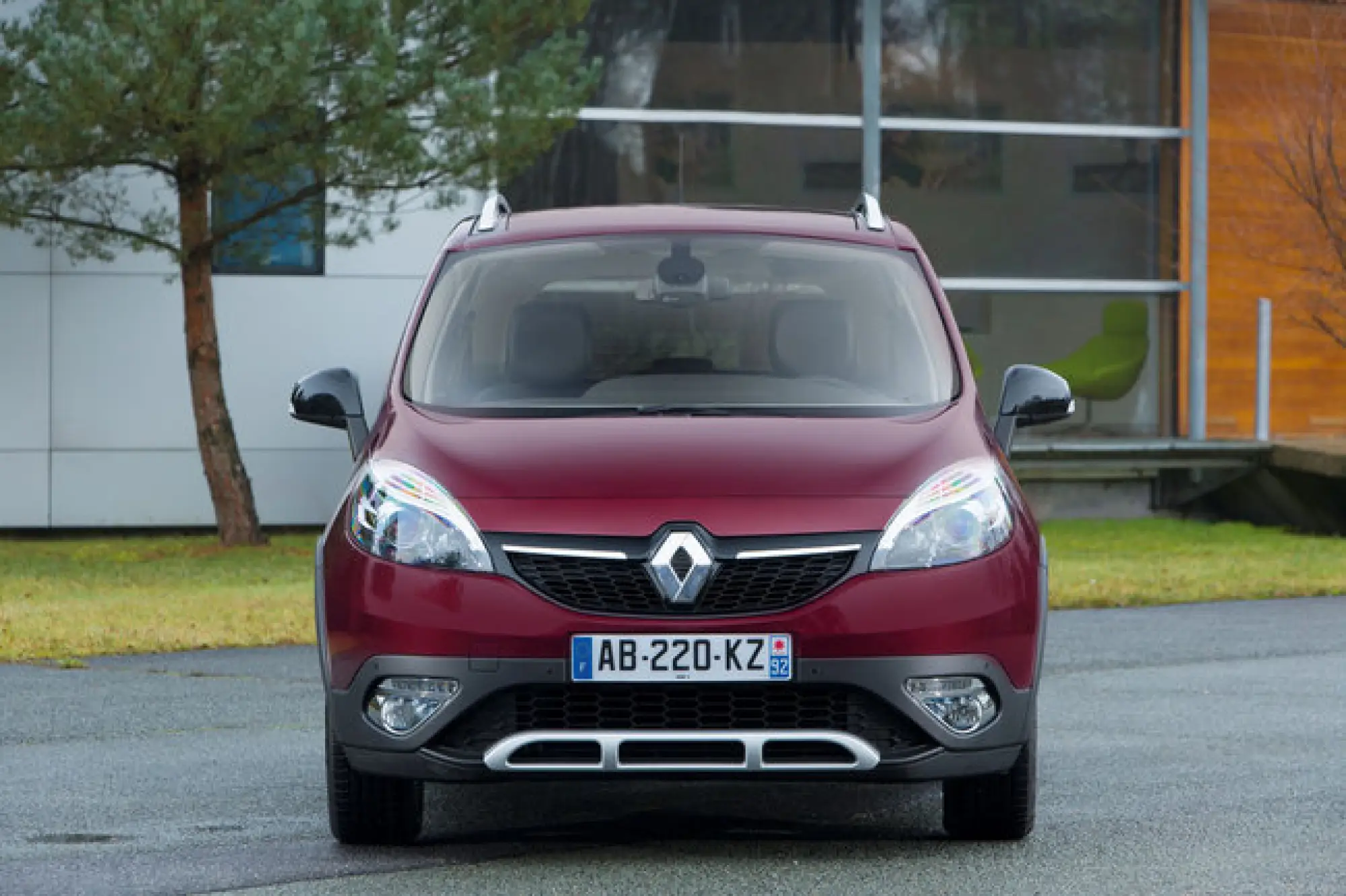 Renault Scenic XMOD 2013 - 8
