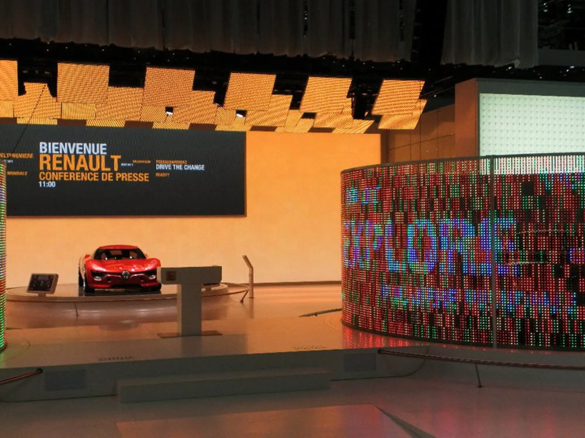 Renault - Stand Salone di Ginevra 2011 - 3