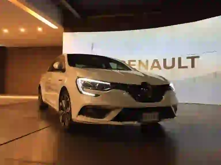 Renault SUITE MEGANE Grand Coupe - Design Week 2017 - 15
