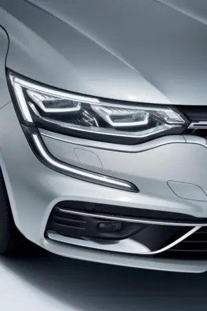 Renault Talisman 2020 - Foto ufficiali - 9