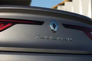 Renault TALISMAN - foto circolate sul web