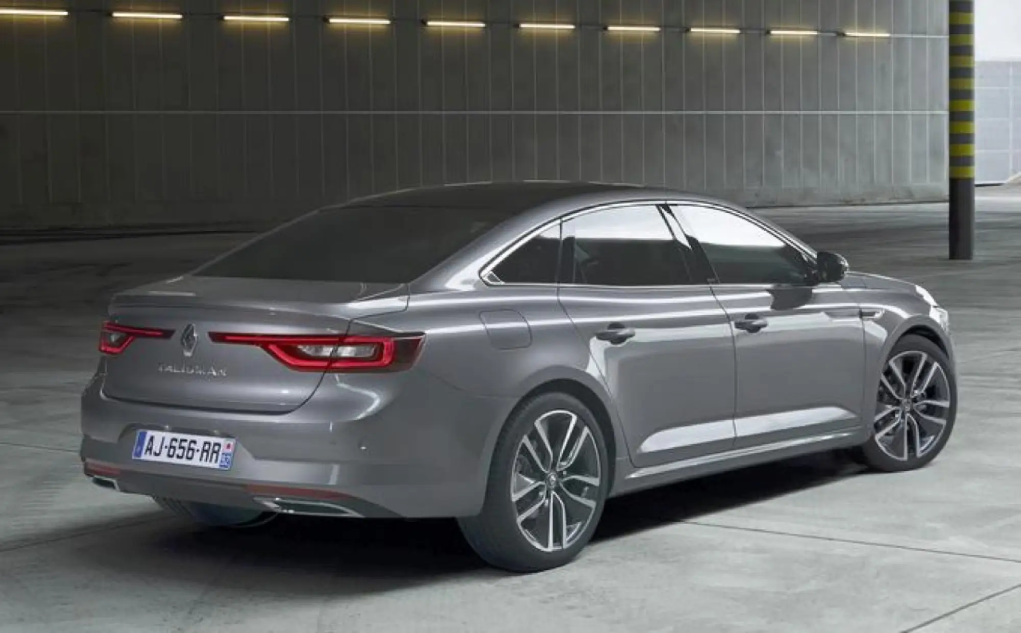 Renault TALISMAN - foto circolate sul web - 5