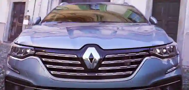 Renault Talisman Sporter 2021 - Prova su strada - 3