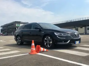 Renault Techno 4 All
